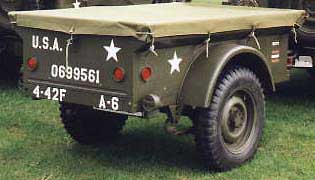 Trailers anfibios livianos de la Segunda Guerra Mundial (Modelos Willys MBT y Bantam T3)